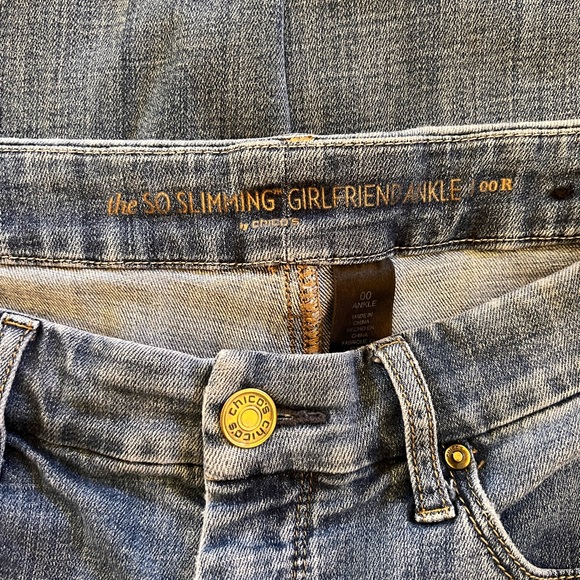 Chico’s So Slimming Girlfriend Ankle Jeans 00R Red Embroidery Stretch - Picture 9 of 11